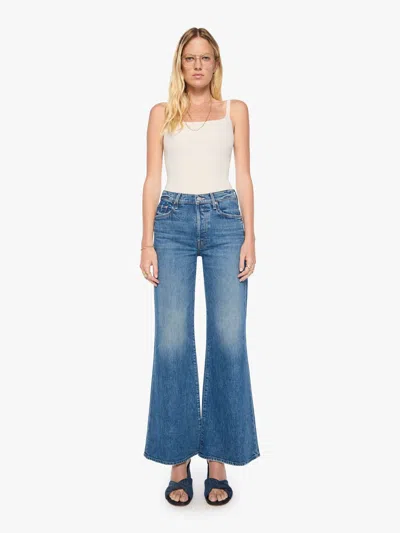 Mother The Tomcat Roller Sneak On A Roll Jeans In Blue