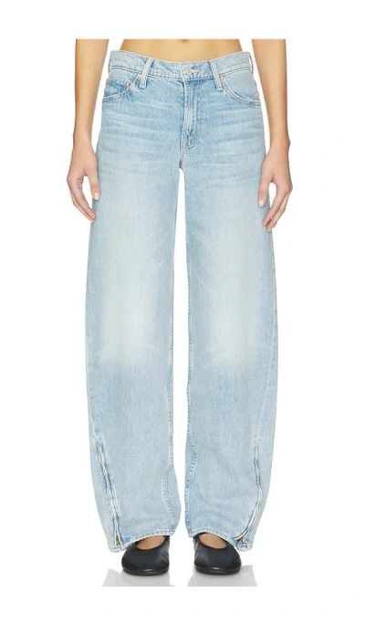 Mother The Turn Key Spinner Sneak Jeans In Blue