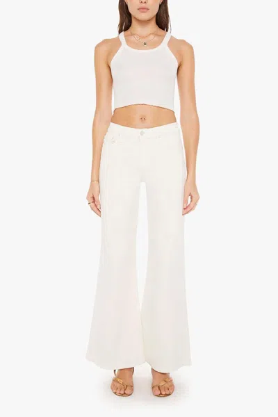 MOTHER THE TWISTER SKIMP FLARED JEANS IN CREAM PUFF