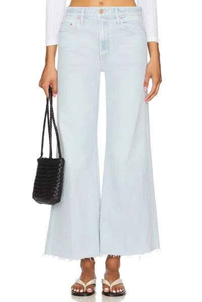 Mother Twister Ankle Fray Jean In Cowabunga In Blue