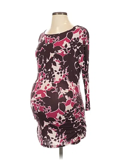 Pre-owned Motherhood 3/4 Sleeve T-shirt In Burgundy