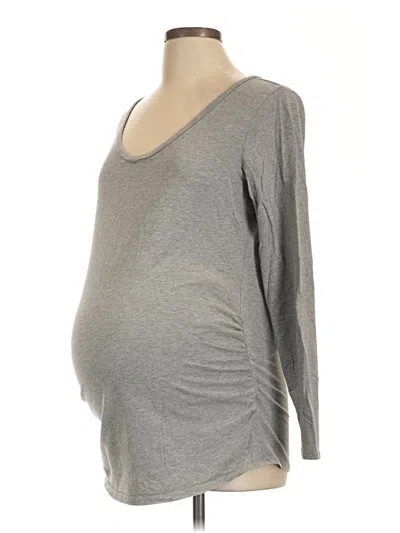 Pre-owned Motherhood 3/4 Sleeve T-shirt In Gray