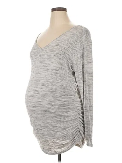 Pre-owned Motherhood Long Sleeve T-shirt In Gray