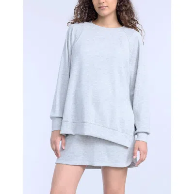 Motherhood Maternity Long Sleeve With Side Slits Scuba Raglan Top In Heather Grey