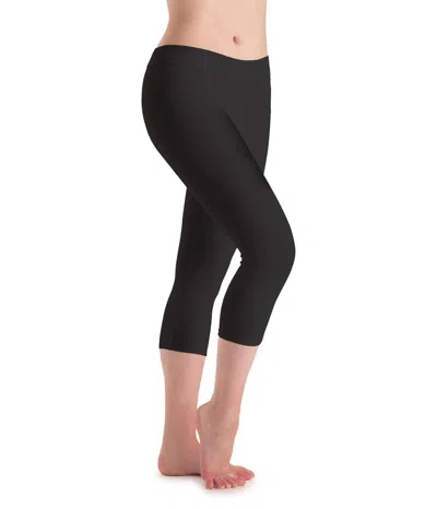 Motionwear Silkskyn Flat Waist Capri Leggings - Plus In Black