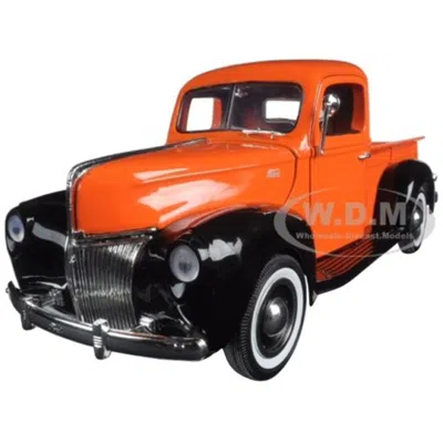 Motormax 1 By 18 1940 Ford Pickup Truck Timeless Classics Diecast Model, Orange