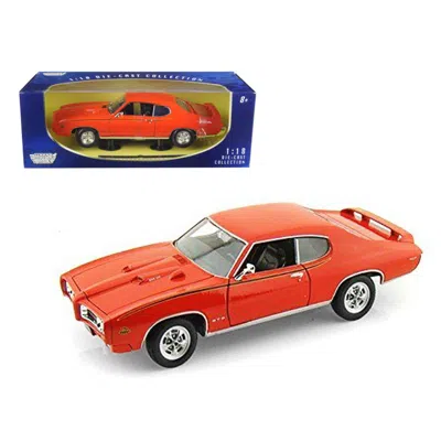 MOTORMAX 1 BY 18 1969 PONTIAC GTO JUDGE DIECAST MODEL CAR, ORANGE