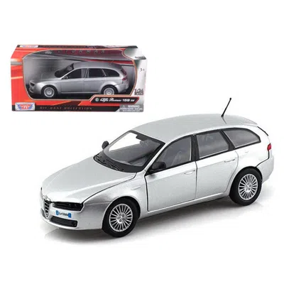 MOTORMAX 1 BY 24 ALFA ROMEO 159 SW DIECAST CAR MODEL, SILVER