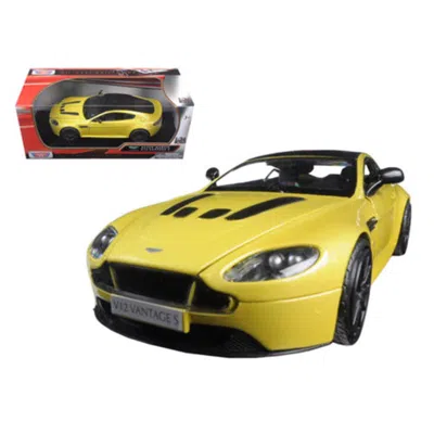 MOTORMAX 1 BY 24 ASTON MARTIN VANTAGE S V12 DIECAST MODEL CAR, YELLOW