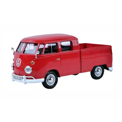 Motormax 1 By 24 Volkswagen T1 Double Cab Pickup Truck Wax Diecast Model Car - Red