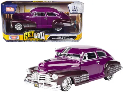 Motormax 1948 Chevrolet Aerosedan Fleetside Lowrider Purple Metallic And Dark Purple Metallic Two-tone "get L