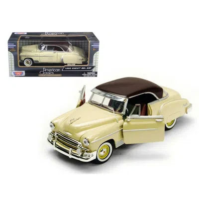 Motormax 1950 Chevrolet Bel Air Cream 1-24 Diecast Model Car