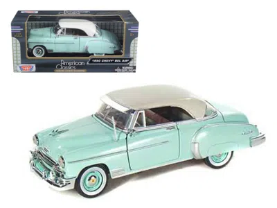 Motormax 1950 Chevrolet Bel Air Green With Cream Top 1/24 Diecast Model Car By