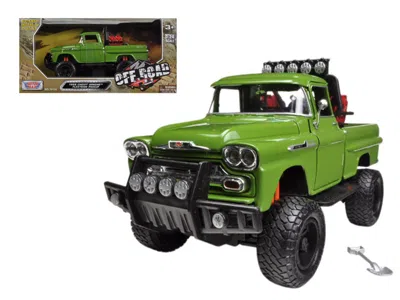 MOTORMAX 1958 CHEVROLET APACHE FLEETSIDE PICKUP TRUCK OFF ROAD GREEN 1/24 DIECAST MODEL BY MOTORMAX