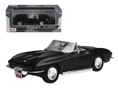 Motormax 1967 Chevrolet Corvette Convertible Model Car, Black