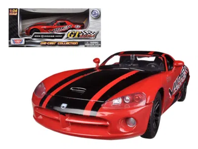 Motormax 2003 Dodge Viper Srt-10 #8 Red With Black Stripes "gt Racing" Series 1/24 Diecast Model Car By Motor