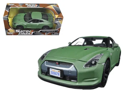 Motormax 2008 Nissan Gt-r R35 Matt Green 1/24 Diecast Model Car By