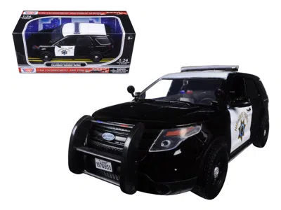 Motormax 2015 Ford Interceptor Police Utility "california Highway Patrol" (chp) Black And White 1/24 Diecast
