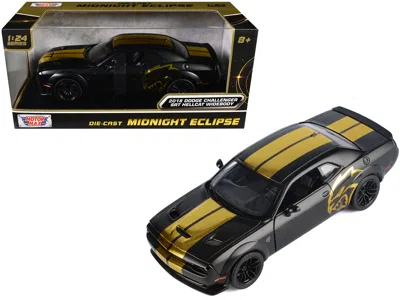 Motormax 2018 Dodge Challenger Srt Hellcat Widebody Matt Black With Gold Stripes And Graphics "midnight Eclip