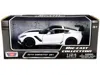 Motormax 1-24 Scale 2019 Chevrolet Corvette Zr1 White & Black Diecast Model Car