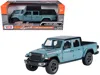Motormax 2021 Jeep Gladiator Rubicon (closed Top) Pickup Truck Blue With Black Top 1/27 Diecast Model In Multi