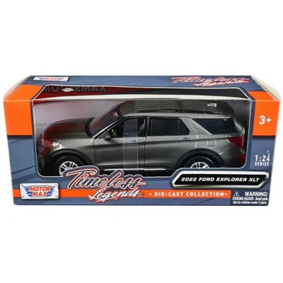 Motormax 2022 Ford Explorer Xlt Timeless Legends Series 1 By 24 Scale Diecast Model Car, Gray Metallic