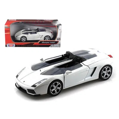 Motormax Lamborghini Concept S White 1-24 Diecast Car Model