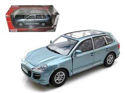 Motormax Porsche Cayenne Turbo Grey 1/24 Diecast Car Model By