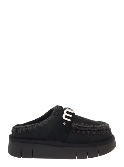 Mou 'bounce' Black Mules With Logo Lettering And Open Rear In Suede Woman