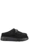Mou Bounce Clog Metal Logo In Black In Black