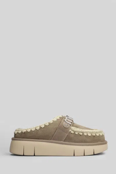 Mou Bounce Clog Slipper-mule In Multi