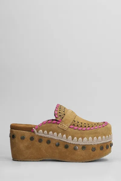 Mou Clog Leather Slipper-mule In Leather Color Suede In Brown