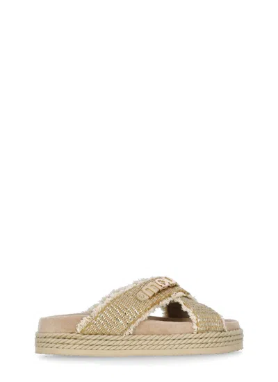Mou Crisscross Flats In Beige Raffia