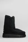 Mou Eskimo 18 Bounce In Cracked Black Sheepskin In Black