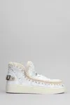 Mou Eskimo New Low Heels Ankle Boots In White Synthetic Fibers In White