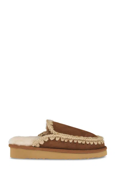 Mou Eskimo Slippers In Brown