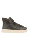 Mou Vibrant Green Sheep Skin Ankle Boots In Negro