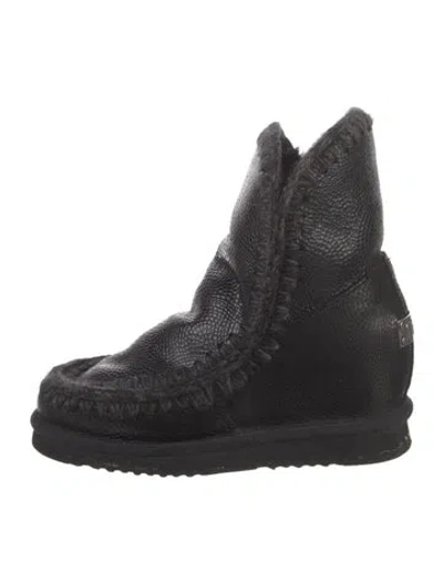 Pre-owned Mou Leather Braided Accents Boots In Black