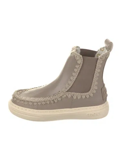 Pre-owned Mou Leather Whipstitch Trim Chelsea Boots W/ Tags In Neutral