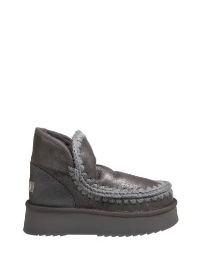 Mou Metallic Textured Platform Boot With Whipstitch Detailing In Gray
