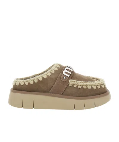 Mou Round Head Muller Shoes In Nude