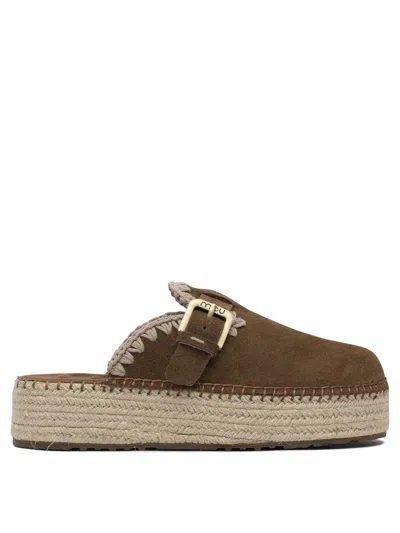 Mou Round Toe Mules In Brown