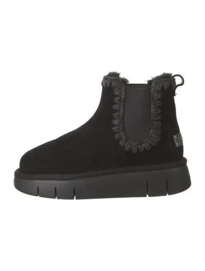 Pre-owned Mou Suede Chelsea Boots In Black