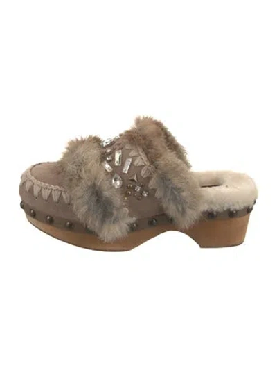 Pre-owned Mou Suede Colorblock Pattern Mules In Brown