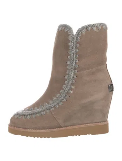 Pre-owned Mou Suede Crochet Trim Snow Boots W/ Tags In Neutrals