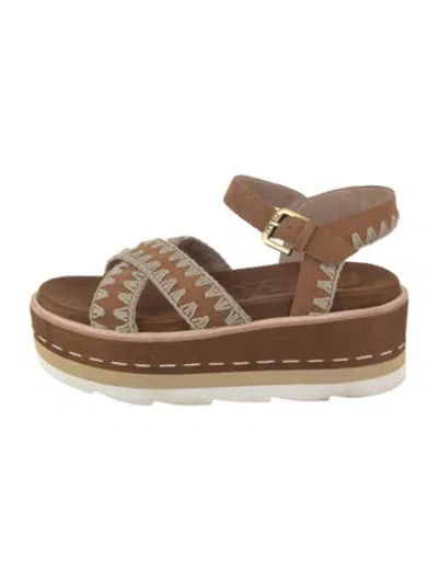 Pre-owned Mou Suede Sandals In Neutral