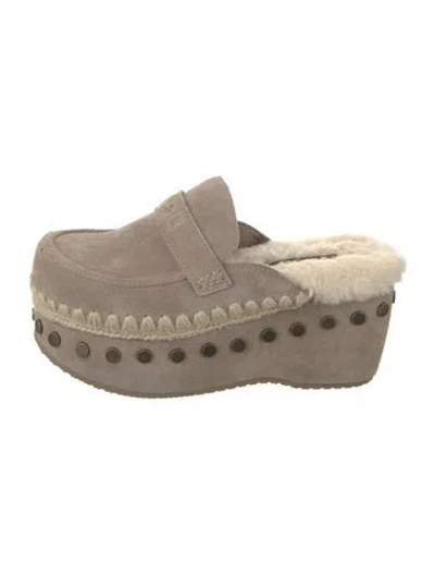Pre-owned Mou Suede Studded Accents Mules In Neutral