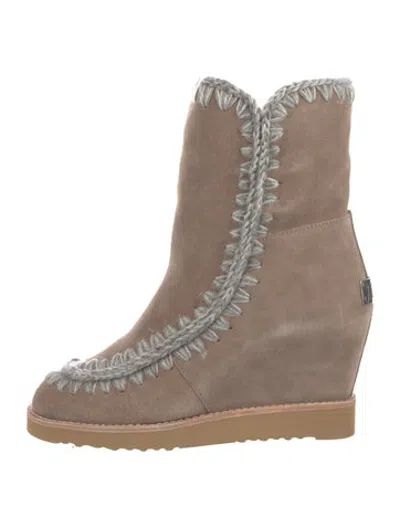 Pre-owned Mou Suede Whipstitch Trim Snow Boots W/ Tags In Neutrals