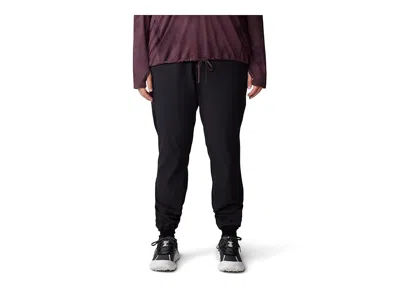 Mountain Hardwear Plus Size Dynamatm Pants In Black