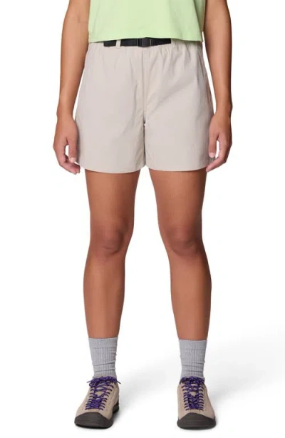 Mountain Hardwear Rockrydge Shorts In Neutral